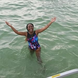 Meet your Posher, Carrie